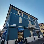 Rooms,reggio Con Bagno Privato, Tv, Clima , Wi-fi Vendégház 4*