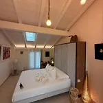 Vendégház Rooms,reggio Con Bagno Privato, Tv, Clima , Wi-fi 4*