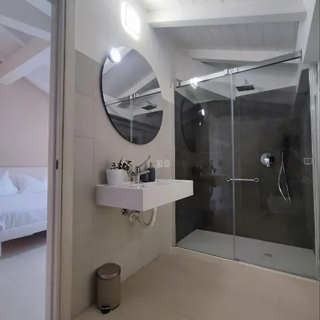 Rooms,reggio Con Bagno Privato, Tv, Clima , Wi-fi Πανσιόν 4*