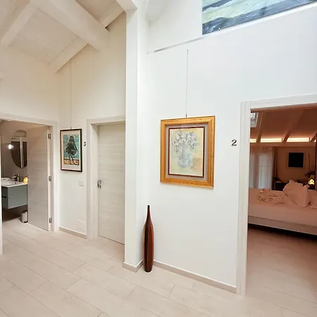 Rooms,reggio Con Bagno Privato, Tv, Clima , Wi-fi 게스트하우스 4*