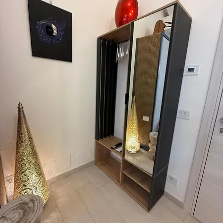 Rooms,reggio Con Bagno Privato, Tv, Clima , Wi-fi 게스트하우스 레조넬에밀리아