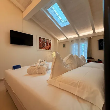 Rooms,reggio Con Bagno Privato, Tv, Clima , Wi-fi 4*