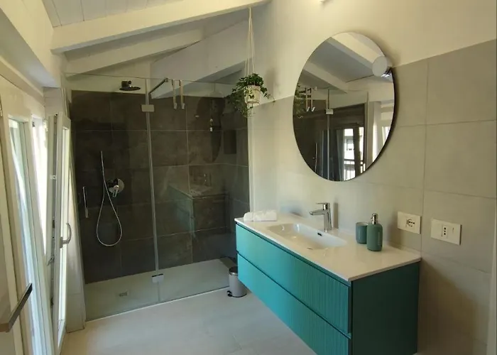 Rooms,reggio Con Bagno Privato, Tv, Clima , Wi-fi Pensjonat