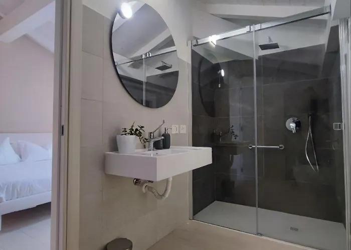 Rooms,reggio Con Bagno Privato, Tv, Clima , Wi-fi Pensjonat 4*