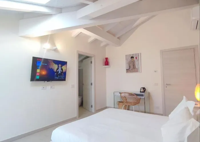 Affittacamere Rooms,reggio Con Bagno Privato, Tv, Clima , Wi-fi 4*