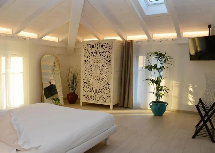 Rooms,reggio Con Bagno Privato, Tv, Clima , Wi-fi Pensjonat