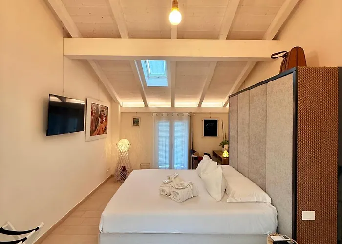 Affittacamere Rooms,reggio Con Bagno Privato, Tv, Clima , Wi-fi